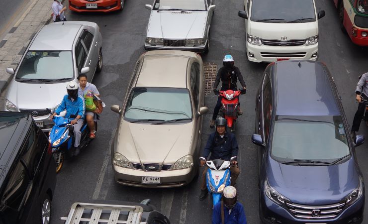 Is Lane Splitting Legal in North Carolina? (2024)